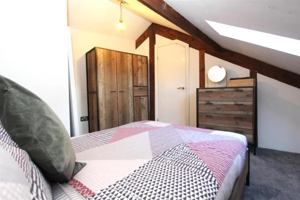 Large New-York Style Penthouse Apartment In Leeds City Centre With Contactless Check In Exterior foto